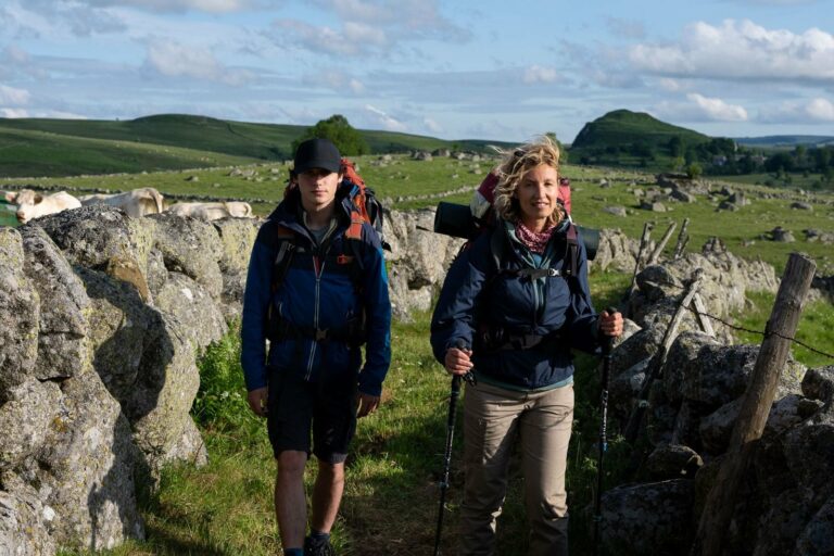 Lire la suite à propos de l’article CINÉ⸱THÉ